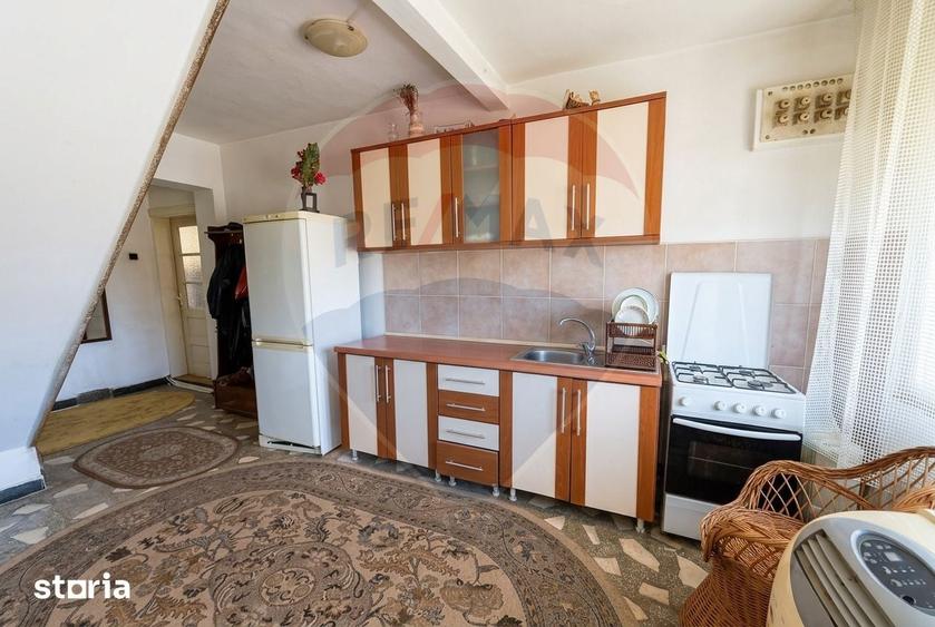 Casă cu 4 camere cu Teren 333 Mp în Mihai Viteazu