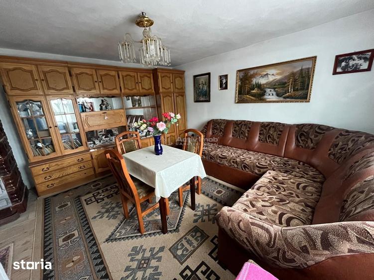 Casă cu 6 camere cu Teren 5900 Mp în Copăcele