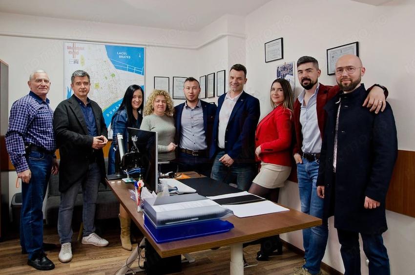 Casă cu Teren 700 Mp în Central