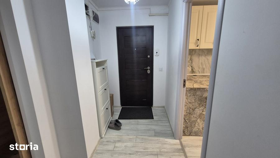 Apartament cu 2 camere decomandat în Micro 16