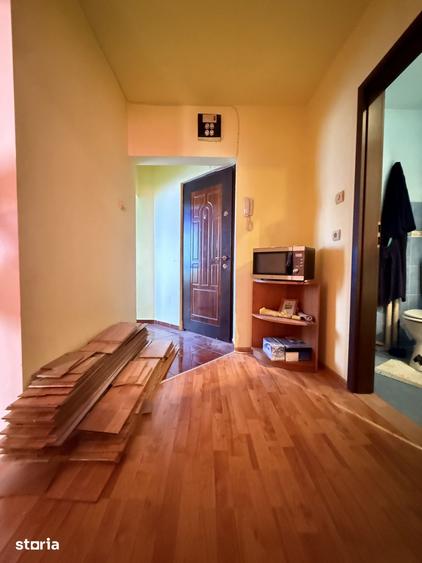 Apartament cu 3 camere decomandat în Olimpia-Stadion