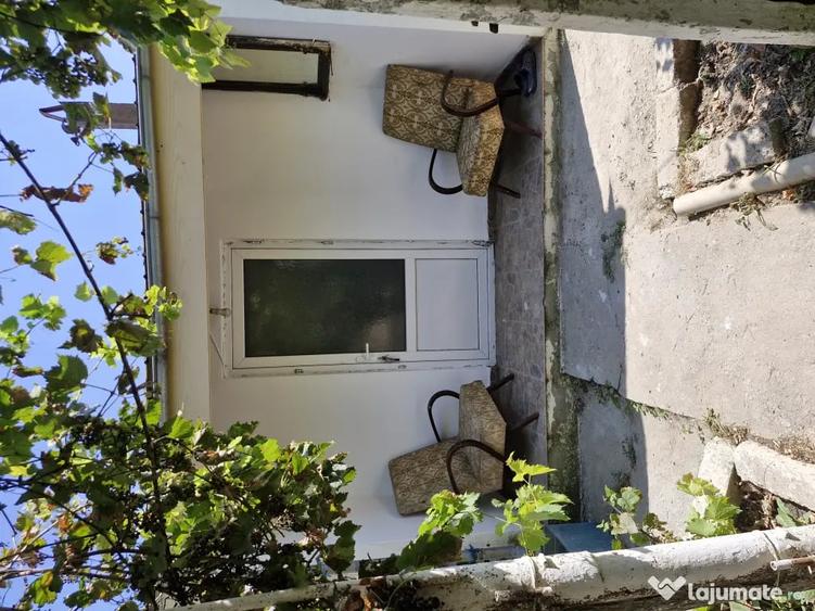 Casă cu 3 camere în Tortoman