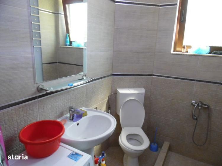 Casă cu 4 camere cu Teren 1700 Mp în Călugareni