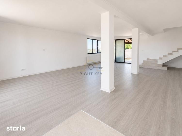 Casă cu 4 camere cu Teren 412 Mp în Țegheș