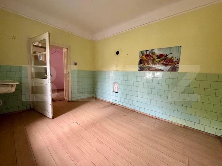 Apartament cu 3 camere decomandat în Cantemir