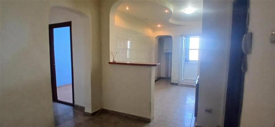 Apartament cu 3 camere decomandat în Micro 6