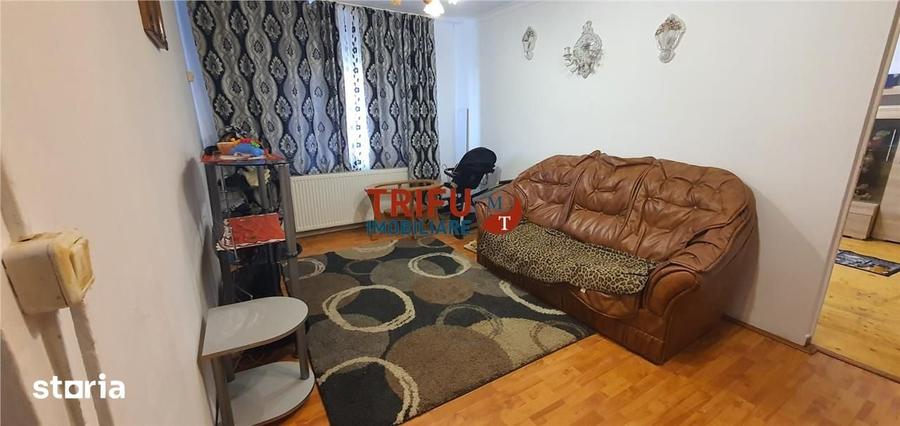 Apartament cu 3 camere decomandat, mobilat în Tolstoi