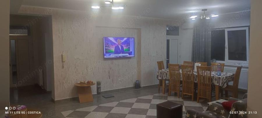 Casă cu 9 camere în Eforie