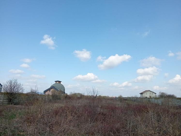 Teren intravilan de 4635 mp, în Central