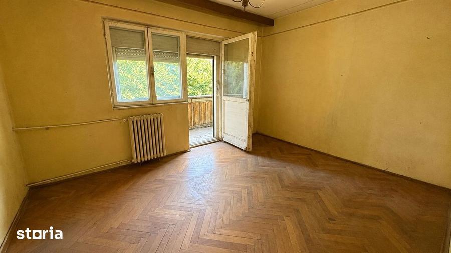 Apartament cu 3 camere decomandat în Șagului