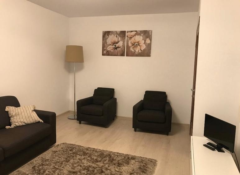 Garsonieră decomandată în Muncii