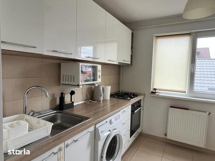Apartament cu 2 camere în Apărătorii Patriei — fotografia 3