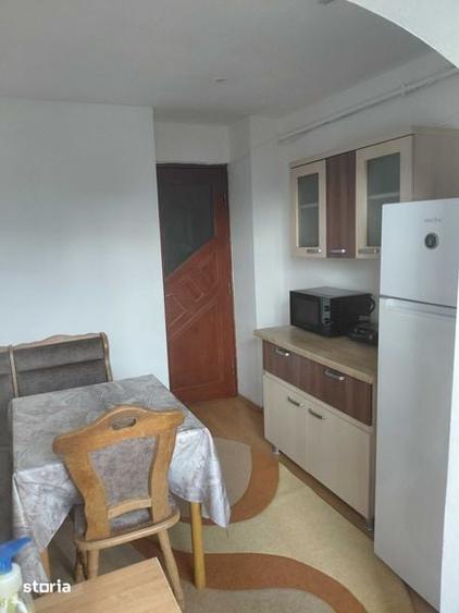 Apartament cu 3 camere decomandat în Brazda lui Novac