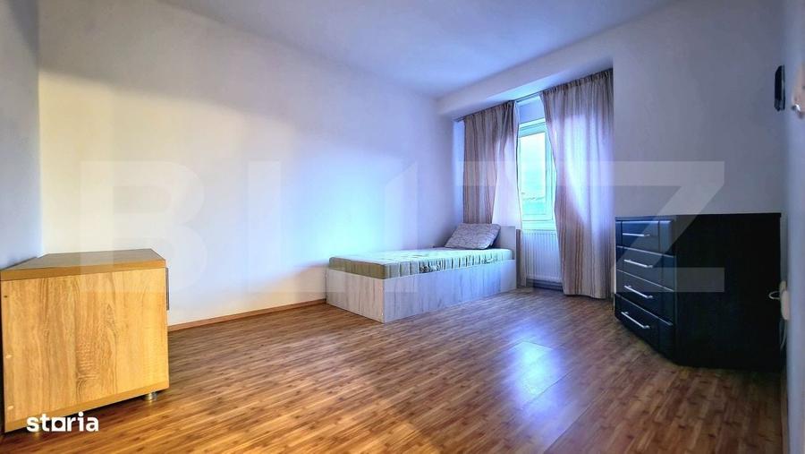 Apartament cu 3 camere semidecomandat în Florești