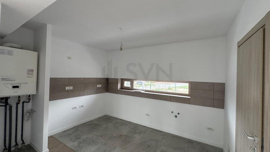 Casă individuală cu 4 camere cu Canalizare în Nord