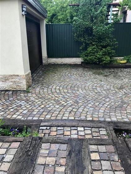 Casă individuală cu 3 camere cu Garaj în Griviței