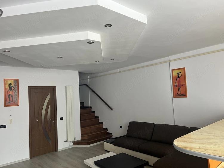 Apartament cu 3 camere decomandat în UTA