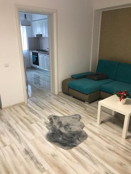 Apartament cu 2 camere decomandat în Exterior Vest