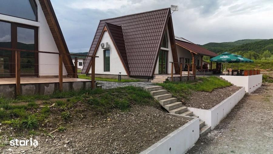 Teren de 2500 mp, în Căiuți
