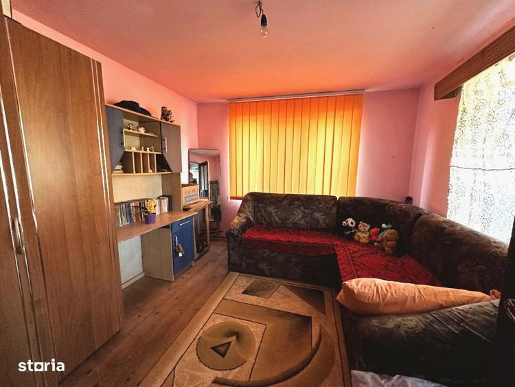 Casă cu 3 camere în Țelna