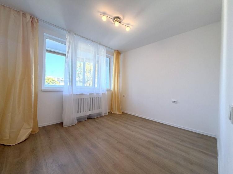 Apartament cu 3 camere semidecomandat, mobilat în Grivița