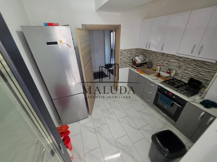 Apartament cu 2 camere decomandat, mobilat în Teilor