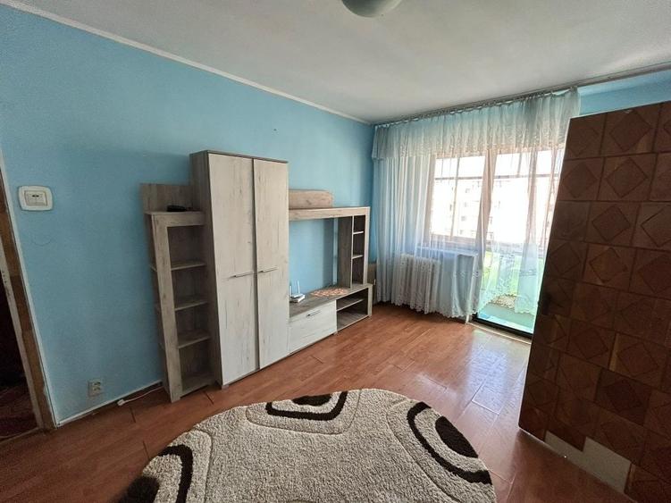 Apartament cu 2 camere semidecomandat în Găvana