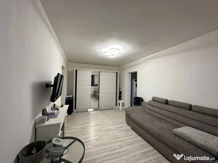 Apartament cu 2 camere semidecomandat în Cantacuzino