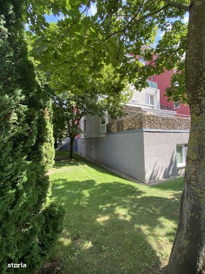 Apartament cu 4 camere decomandat, mobilat în Avantgarden