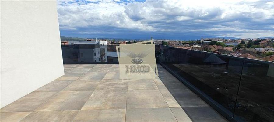 Apartament cu 4 camere decomandat, mobilat în Lazaret
