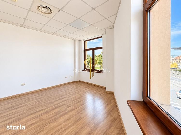 Spațiu comercial, de 100 mp, în Badea Cârțan