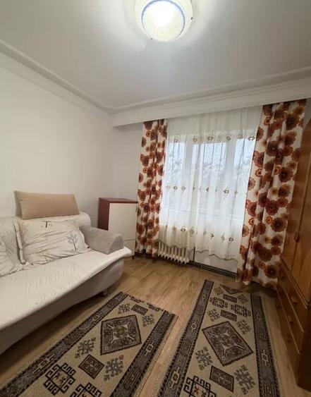 Apartament cu 2 camere decomandat în Mircea cel Bătrân