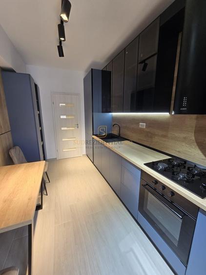 Apartament cu 2 camere decomandat, mobilat în Apărătorii Patriei