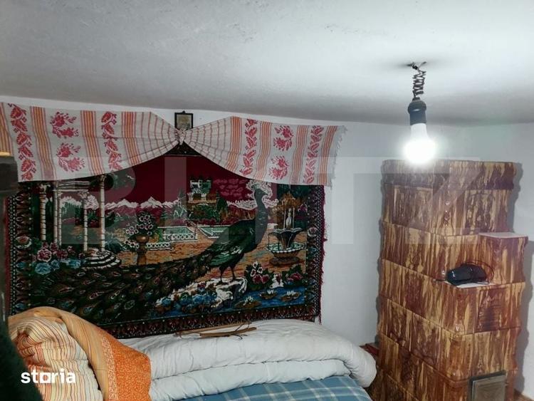 Casă cu 6 camere cu Teren 1056 Mp în Malu cu Flori