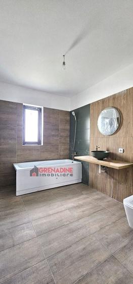 Casă individuală cu 5 camere cu Canalizare în Bod