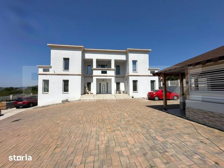 Casă cu 9 camere cu Teren 1604 Mp în Central