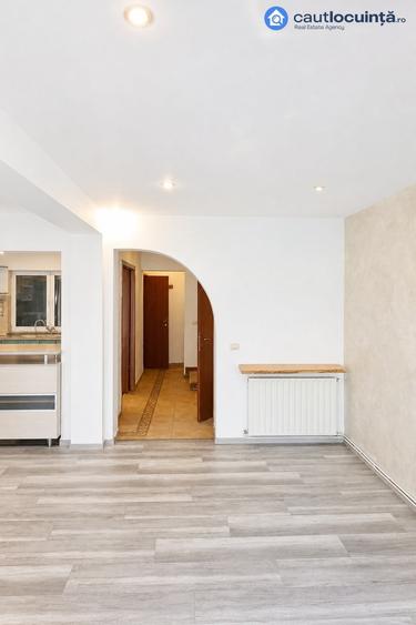 Casă individuală cu 4 camere cu Teren 300 Mp în Pipera
