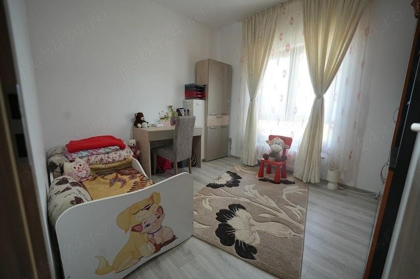 Apartament cu 3 camere decomandat, mobilat în Braytim