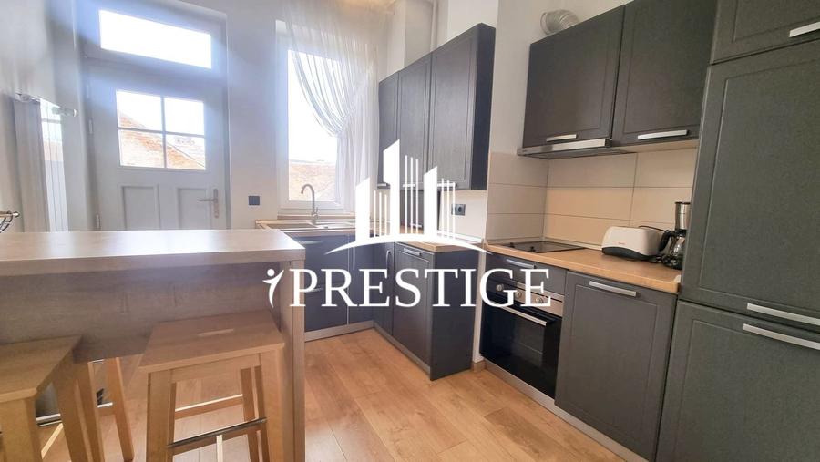 Apartament cu 2 camere semidecomandat, mobilat în Ultracentral