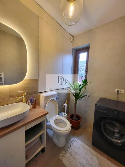 Apartament cu 3 camere semidecomandat, mobilat în Borhanci