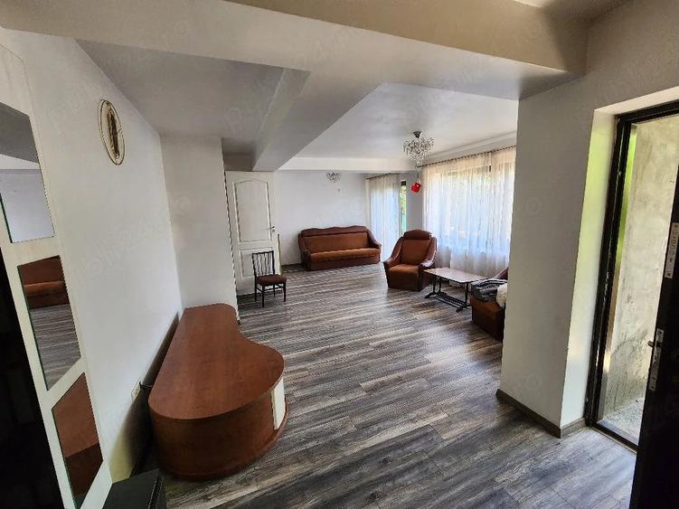 Casă cu 5 camere cu Teren 320 Mp în Apărătorii Patriei