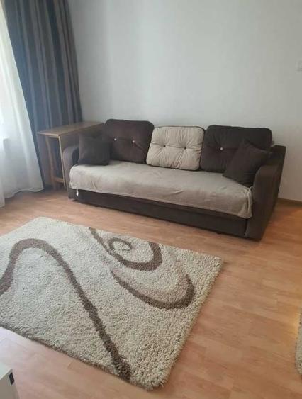 Apartament cu 2 camere semidecomandat în Eroii Revoluției
