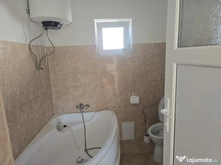 Casă cu 3 camere în Sud