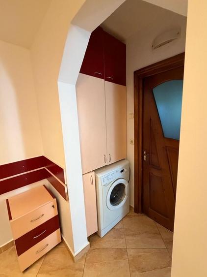 Apartament cu 2 camere decomandat în Exterior Vest