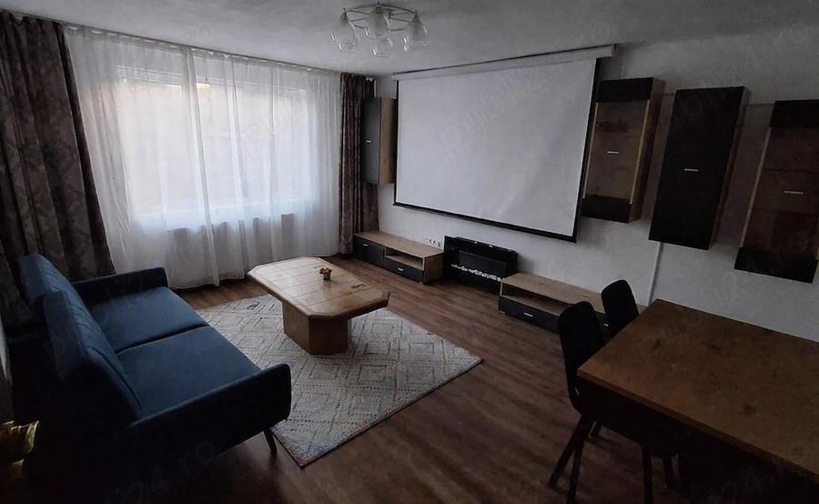 Casă cu Teren 100 Mp în Central