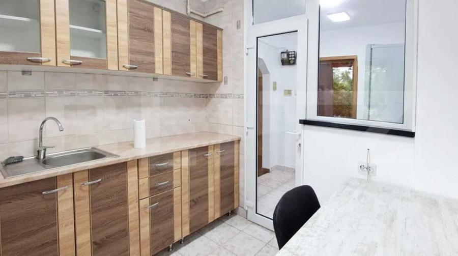 Apartament 2 camere, decomandat, 45mp, parcare, zona Big - 3