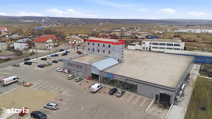 Spațiu comercial, de 3,595 mp, în Central