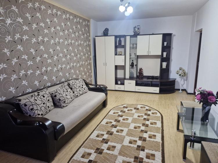 Apartament cu 2 camere decomandat în Gării
