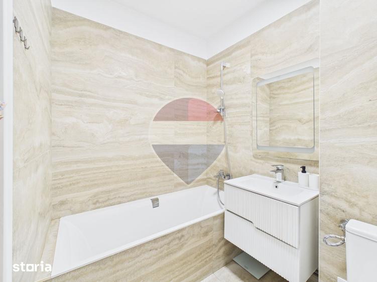 Apartament cu 3 camere în Tei