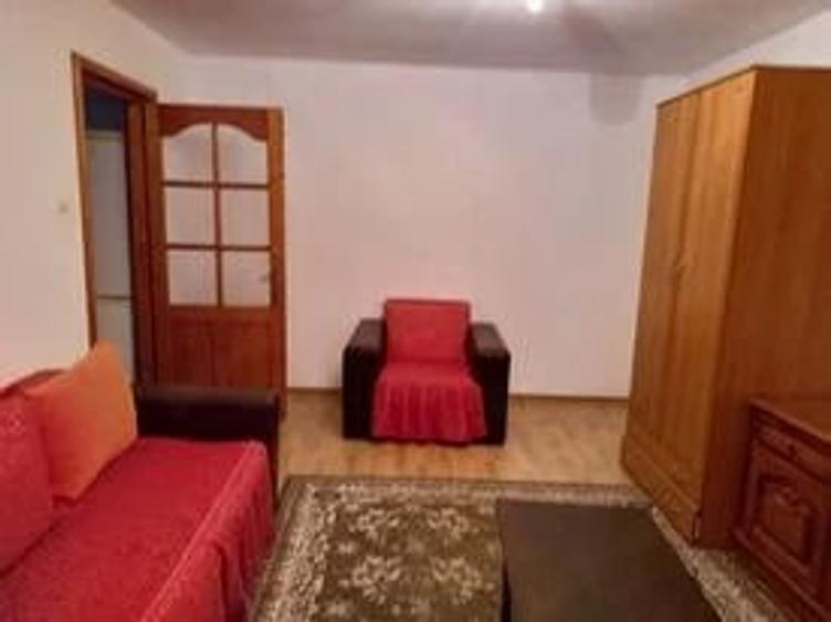 Apartament cu 3 camere decomandat în Nord